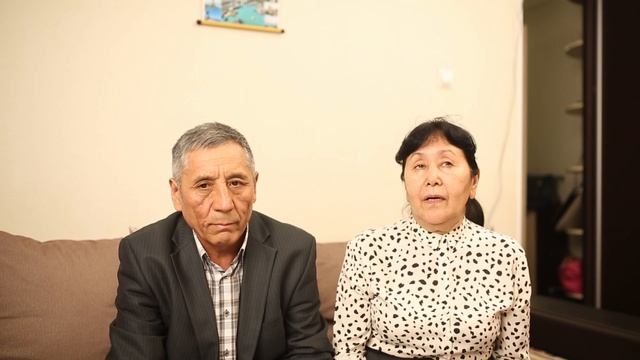 В школах РФ надо увеличить часы изучения национальных и иностранных языков! смотреть онлайн