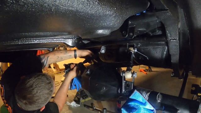 Ford 9 in rearend in my 1969 firebird. смотреть онлайн