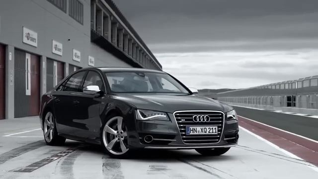 Essai Audi S8 (2012) смотреть онлайн