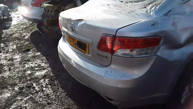 B200 Toyota Avensis 2010, 1.8, бензин, МКПП смотреть онлайн