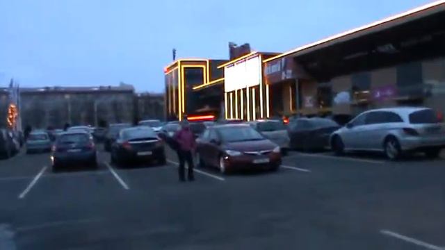 11 декабря 2016 года, центр Нарвы, Торговый комплекс Fama смотреть онлайн