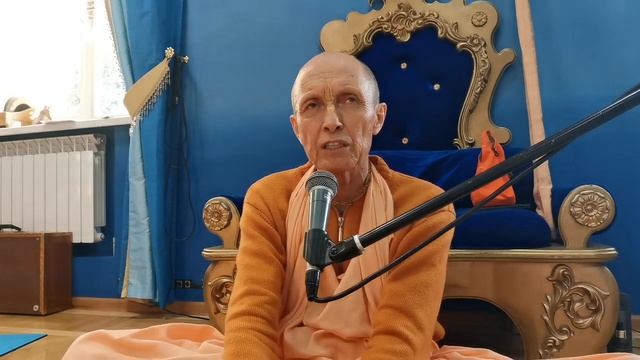 Самое лучшее - СЛУШАТЬ о Кришне и ПРОСЛАВЛЯТЬ Его | Настройка на джапу | БАКГМ смотреть онлайн