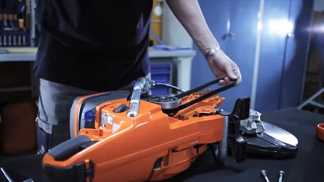 Belt Change | Husqvarna K970 смотреть онлайн