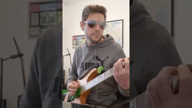 Danger Zone solo cover смотреть онлайн