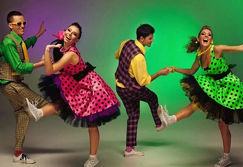 А мы танцуем! смотреть онлайн