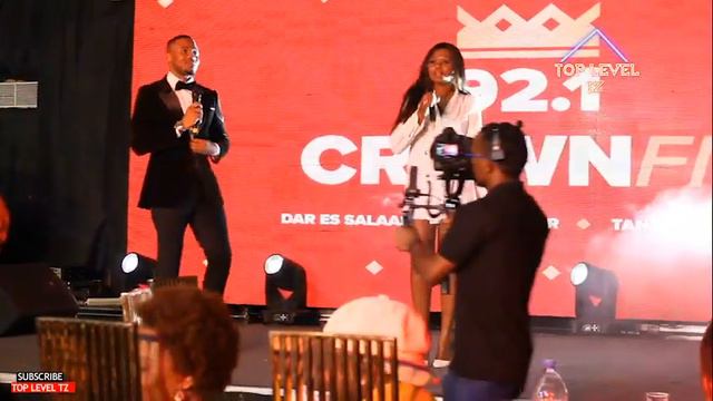 🔴MAZITO OMMY DIMPOZI AMUONYA ALIKIBA KUHUSU RADIO YAKE MPYA, USIWATESE WASANII KAMA WASAFI NOMA SAN смотреть онлайн