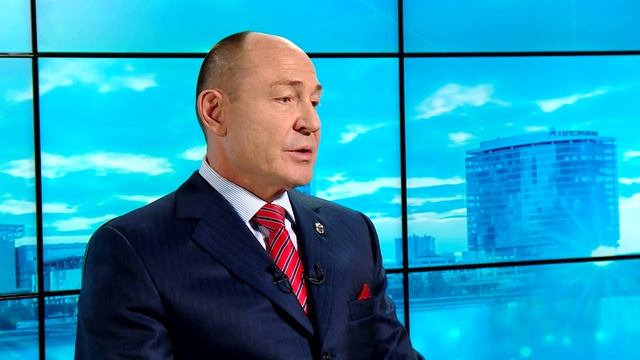 Урал. Бизнес. Кейс. Валерий Савельев смотреть онлайн