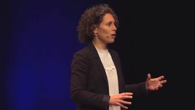 Modern slavery, hidden in plain sight | Kate Garbers | TEDxExeter смотреть онлайн