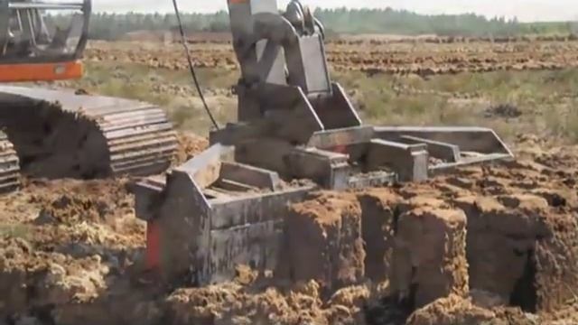 Peat harvesting (Добыча торфа) / ООО «ВЕЛТОРФ» 2013 смотреть онлайн
