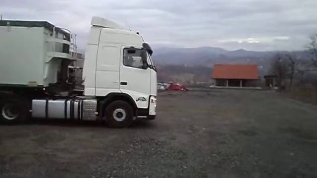 VOLVO 440 - DAF 460 смотреть онлайн