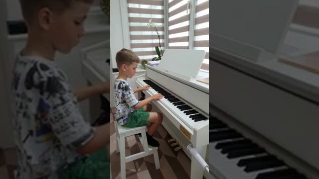 Kaloyan Minchev смотреть онлайн