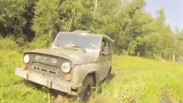 Как развеселить 11-летнюю девчонку или УАЗы грязи не боятся! смотреть онлайн