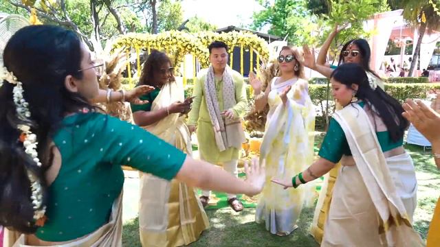 Gal Ban Gayee | Nuzi love from New Zealand | Haldi Performance | Wedding Song смотреть онлайн