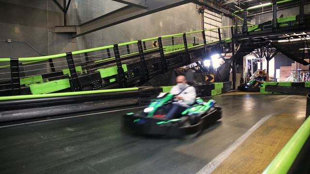 NEW BIZ Ecovolt GT Superkarts have arrived at Andretti! смотреть онлайн