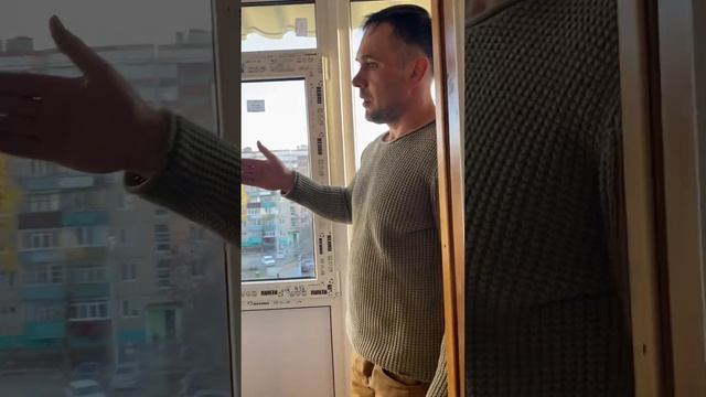 «Французский балкон» в немецком профиле Rehau о отделка балкона в дереве. смотреть онлайн