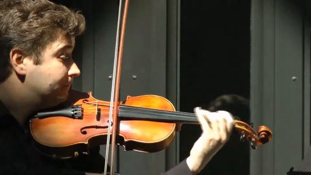 J. S. Bach: Aria from the Orchestral suite in D major n. 3 (BWV 1068) (Alexander Tsvetkov, Russia) смотреть онлайн