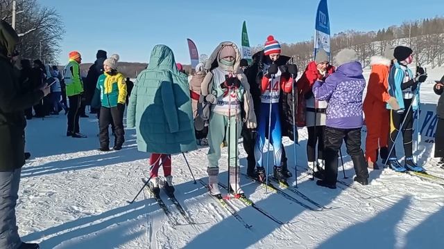 Мероприятие в честь главного редактора Марса Бариевича .Молодцы Стерлибашевцы! /Мама Гуля/ смотреть онлайн