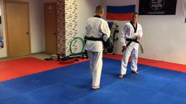 БЕЙ НОГАМИ БЫСТРО . КАК УВЕЛИЧИТЬ СИЛУ И СКОРОСТЬ УДАРА НОГОЙ. ТХЭКВОНДО ВОЛГОГРАД смотреть онлайн