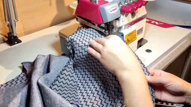 Модный жилет лучше сшить, чем купить! Итальянский жаккард поможет. смотреть онлайн