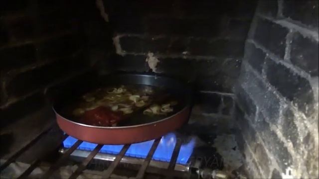 Հավի մսով սոուս Соус с мясом и картошкой смотреть онлайн