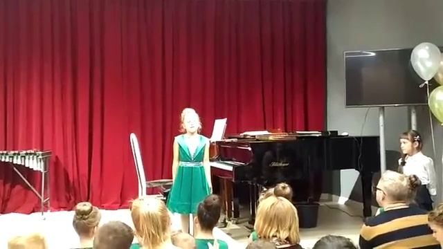 Праздник первоклассника. Агния Барто "Болтунья". Аня Штанке смотреть онлайн