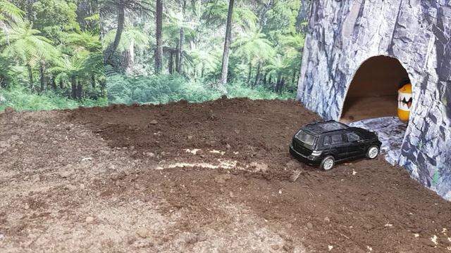 Военные и полиция спасают машинки которые тигр утащил в свое логово смотреть онлайн