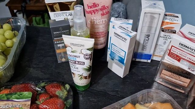 Мальта.Обзор покупок.Обзор продуктов и косметики.Жарим свежую рыбу,креветки.Семейные влоги с Мальты смотреть онлайн