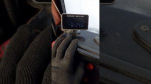 Как установить датчик температуры двигателя и вольтметр на камаз.