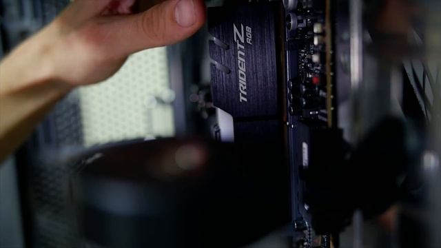 My First Hardline PC - Maximus IX Extreme + Strix 1080 Ti - $2500 Timelapse Build смотреть онлайн