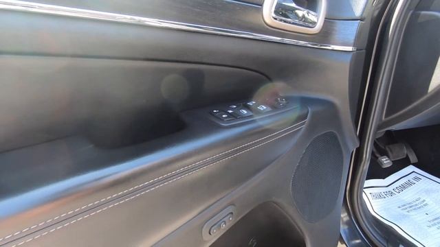 Which is better - Jeep Grand Cherokee or Toyota 4Runner? смотреть онлайн