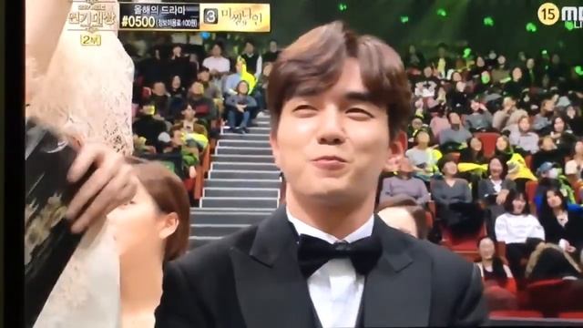 MBC Drama Awards 2017 interview YooSeungHo смотреть онлайн