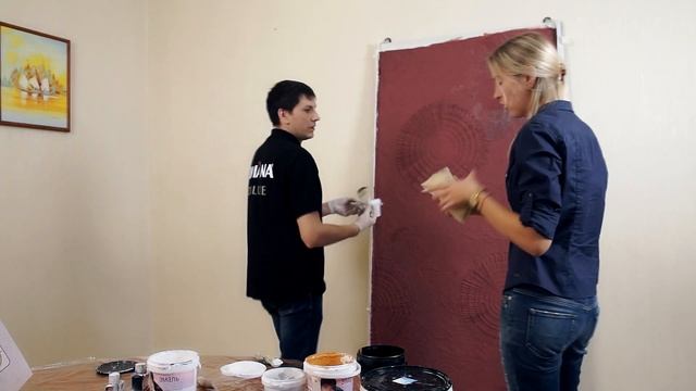 Самый необычный способ нанесения декоративной штукатурки. Обязательно посмотрите смотреть онлайн