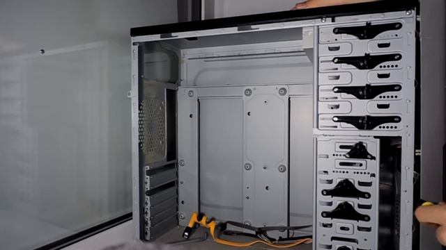 #НДБ Ep.1 / Собрали первый компьютер!