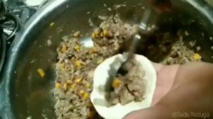 Как лепить манты косичкой.