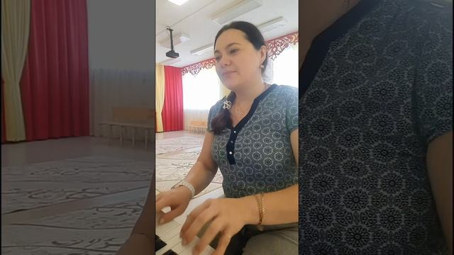 #занимаемсядомасАлёнойСергеевной #огороднаяхороводная #повторялочка #дошкольники #живаямузыкадлявсе смотреть онлайн