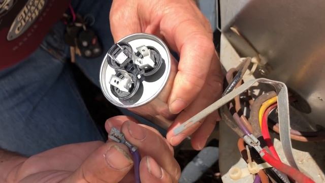 Capacitor failed on Goodman AC unit installed USA replacement смотреть онлайн