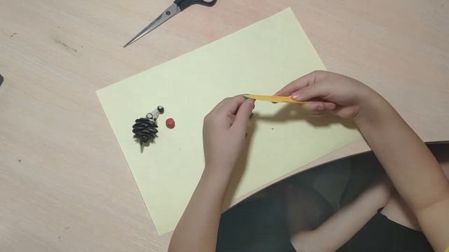 Поделки своими руками. Делаем вместе со мной на карантине ежика из пластилина.