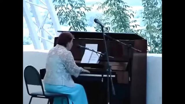 "Осенние листья" Надежда Колесникова (Б.Мокроусов - М.Лисянский) смотреть онлайн