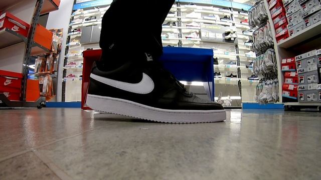 Кеды мужские Nike Court Vision Low смотреть онлайн