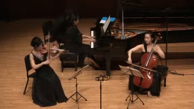 Anton Rubinstein 'Melody' смотреть онлайн