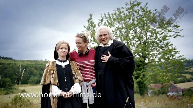 Julia von Heinz, Karoline Schuch und Devid Striesow gratulieren den Hofer Filmtagen смотреть онлайн