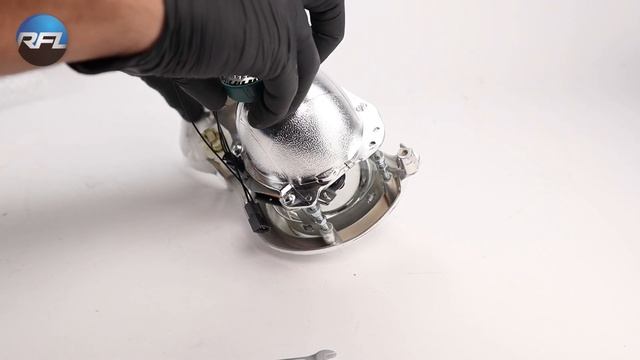 BMW 5 E39 Facelift headlight repair upgrade conversion - DIY Bi-Xenon headlight retrofit смотреть онлайн