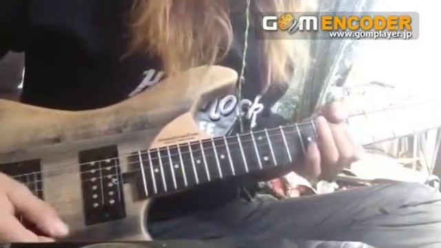 play the guitar using the zoom MS 50G/Van Halen - When It's Love(intoro～) смотреть онлайн