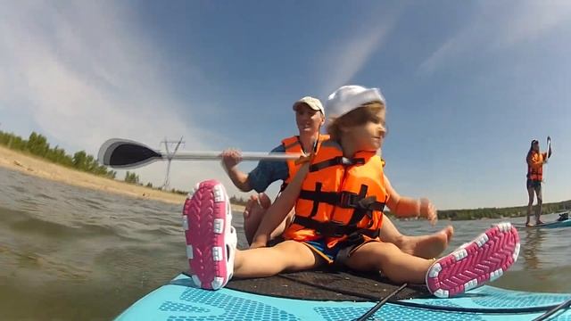 SUP серфинг с ребенком / SUPsurfing With Kid