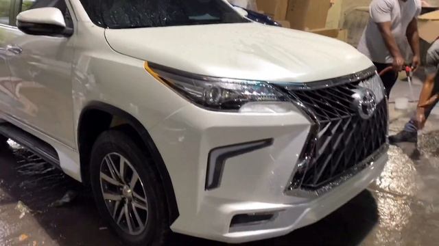 TOYOTA FORTUNER  2016-2020 Con BODY KIT  Lexus Lx570 Fsport @juanmateojr