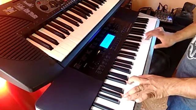 Casio moliendo café смотреть онлайн