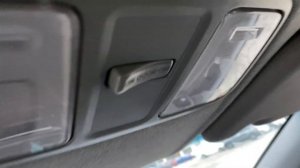Hyundai Accent - How to turn on/off interior ceiling lights