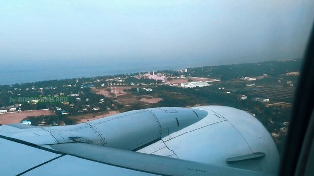 Flight Landing at Trivandrum International Airport | Aerial view of trivandrum coastal area смотреть онлайн