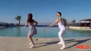 Красивый танец зумба, который подарит вам летнее настроение!