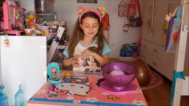 Apriamo LA PERL SURPRISE PINK E UNA LIL RARA + SALUTI PER I FANS... смотреть онлайн